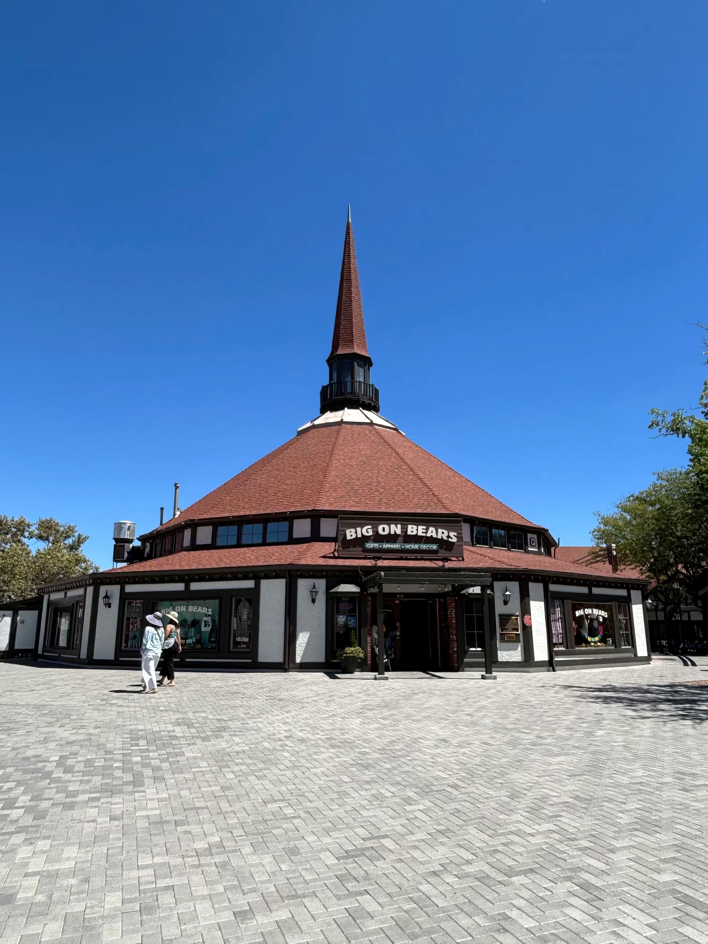 Big on Bears shop with a tall spire in Lake Arrowhead Village
